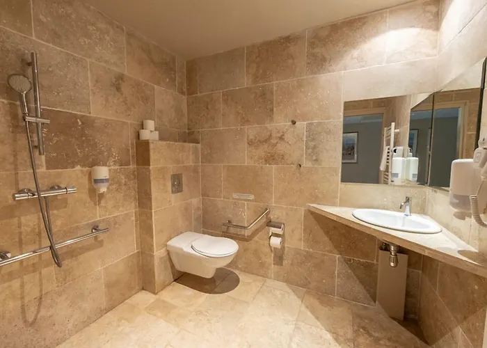 ULVF Hôtel Castel Luberon